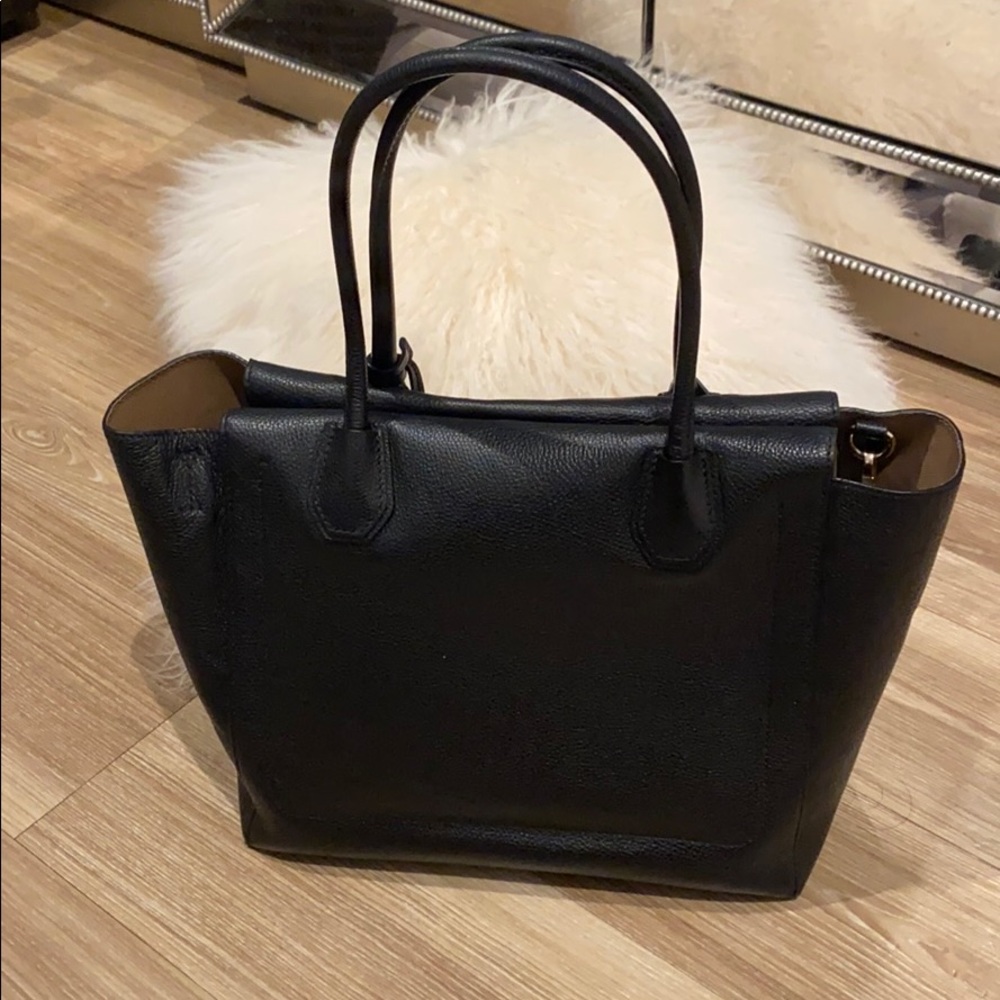 Michael Kors Bag - Picture 4 of 9